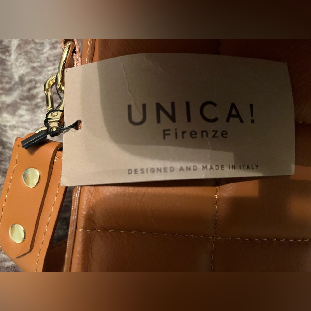 Unica purse made in Italy. NWT. Perfect condition. Genuine leather. Gorgeous. - Picture 9 of 10